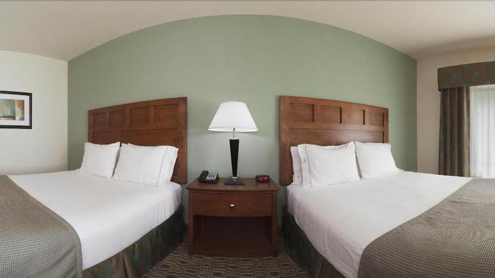 Holiday Inn Express & Suites Ripley By Ihg מראה חיצוני תמונה