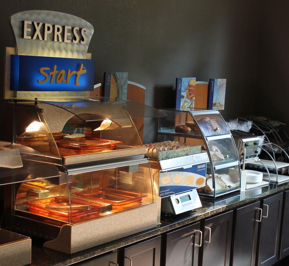 Holiday Inn Express & Suites Ripley By Ihg מראה חיצוני תמונה