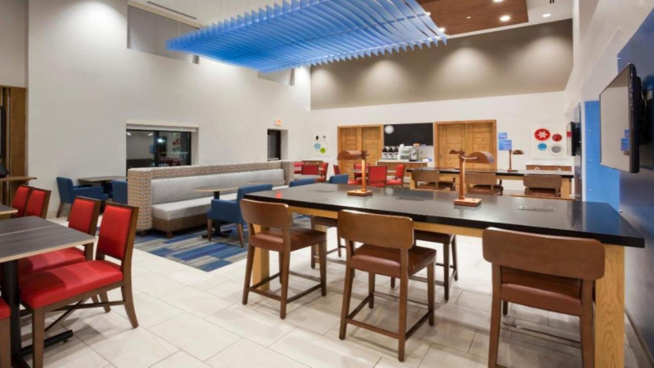 Holiday Inn Express & Suites Ripley By Ihg מראה חיצוני תמונה