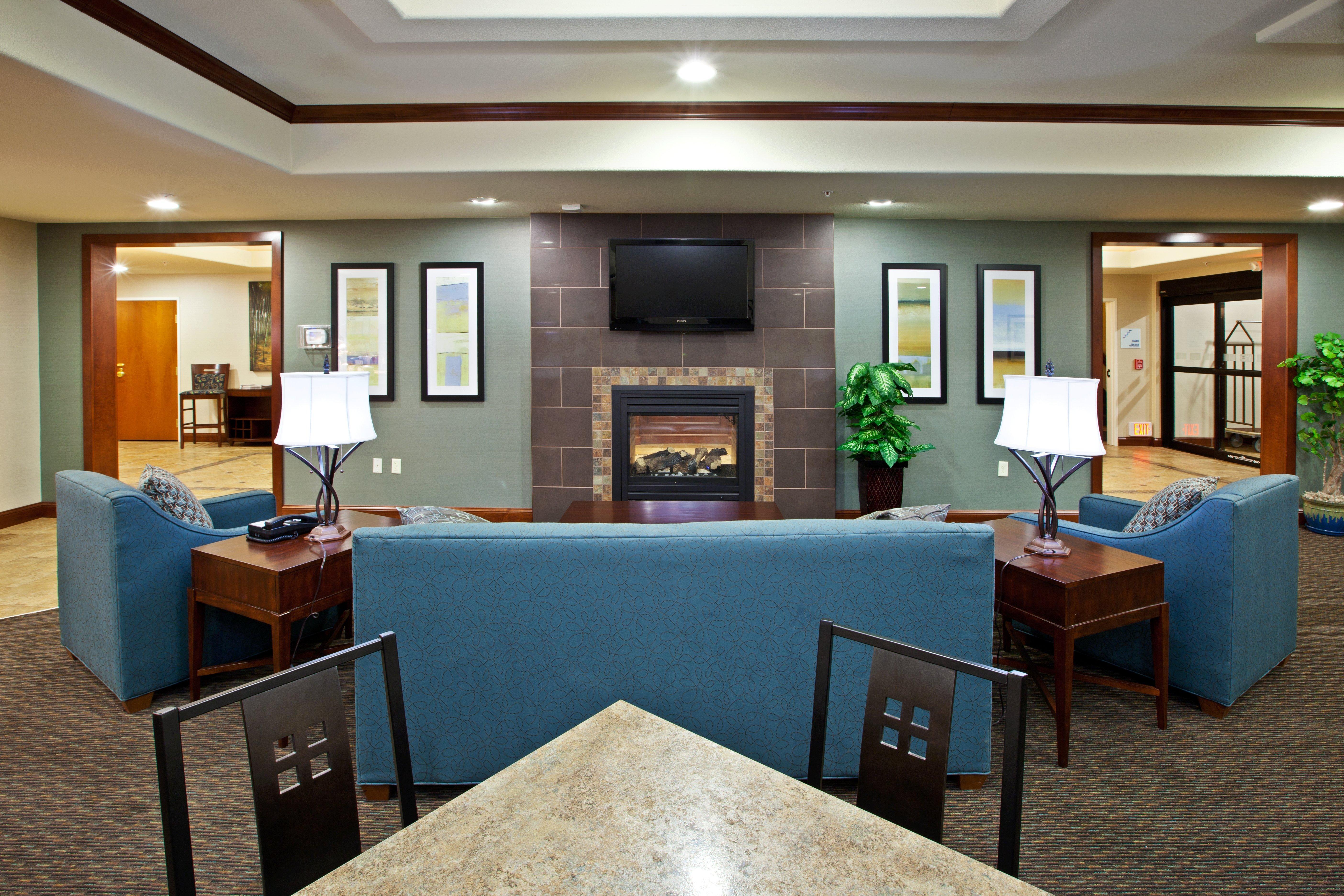 Holiday Inn Express & Suites Ripley By Ihg מראה פנימי תמונה